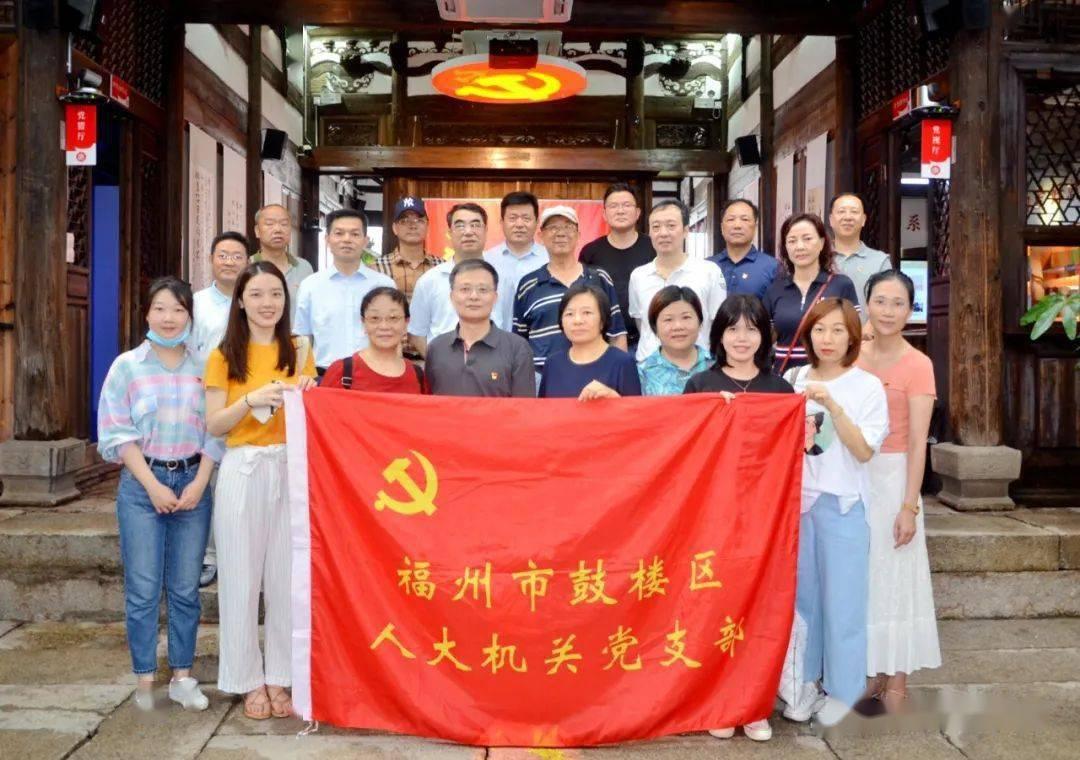 岭南山狮的传承人“舞”出长篇小说《狮舞花开》